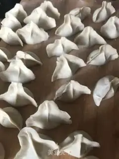 Make Liang is a meat dumpling step 12