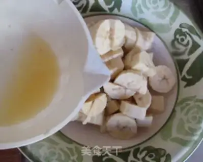 Make Banana mango ice cream step 1