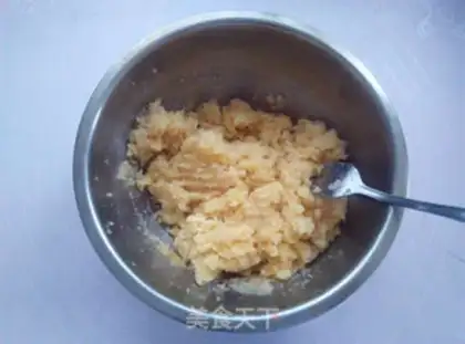 Make Coconut cranberry mooncake step 6