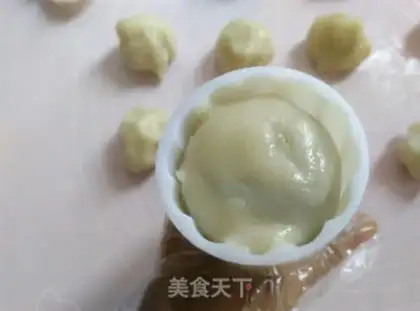 Make White jade mooncake step 9