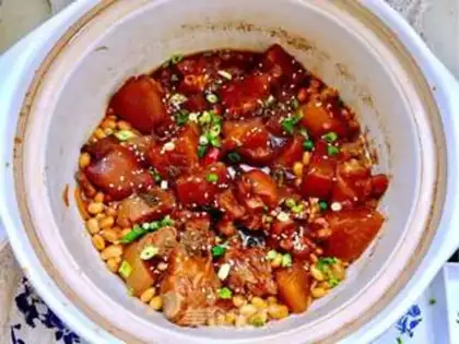 Make Bean radish and pig feet step 22
