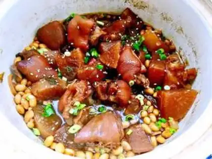 Make Bean radish and pig feet step 24