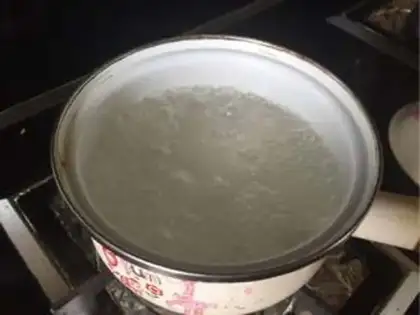 Make Tomato eggs. Noodles step 0