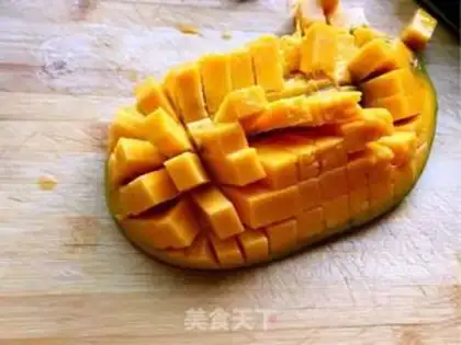 Make Coconut mango porridge step 1