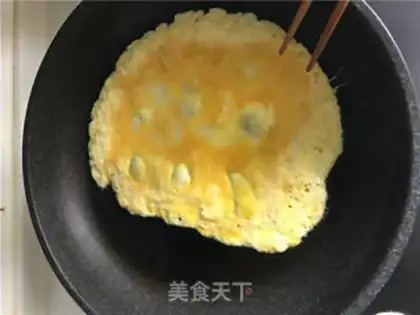 Make Scrambled duck eggs step 3