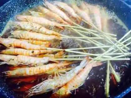 Make A string of shrimp step 5