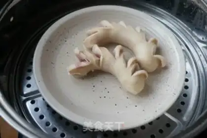 Make The tuna salami noodles step 3
