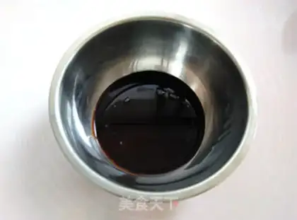 Make Chocolate cranberry moon cake step 4