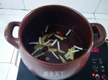 Make Weishan chicken soup step 6