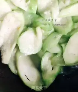 Make A melon soup step 5