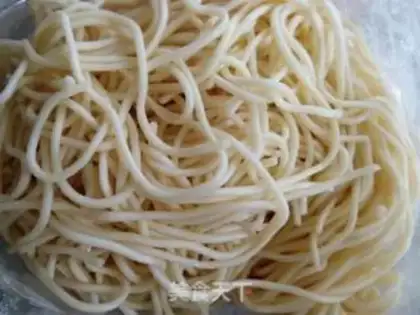 Make Spicy white noodles step 3
