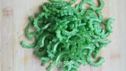 Make Bitter eggs step 1