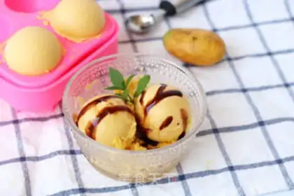 Make Yogurt mango ice cream step 16