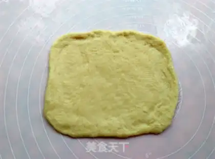 Make Meat-crawl caterpillar step 4
