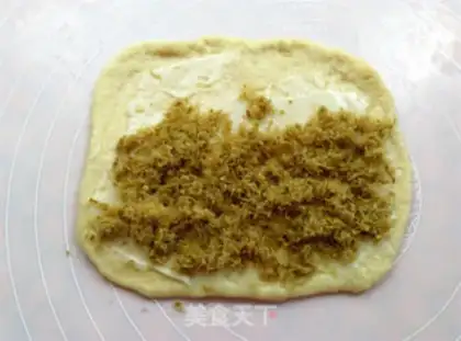 Make Meat-crawl caterpillar step 5