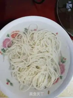 Make Spicy soy noodles step 10