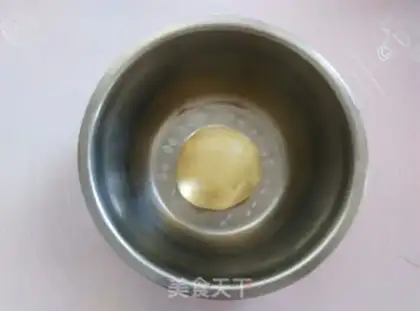 Make Rose sauce pancakes step 4