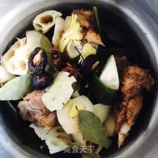 Make Sea Belt Lotus Bones soup step 7