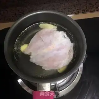Make The cold hand tore the chest step 1