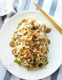 Make Spicy soy noodles step 15