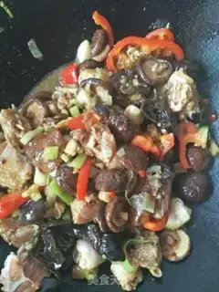 Make Chicken leg of mushrooms step 4