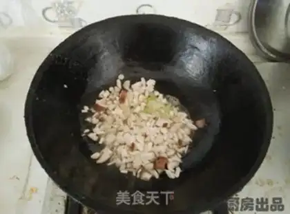 Make Spinach with mushroom sauce step 5