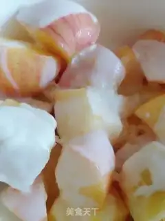 Make Yogurt fruit salad step 1