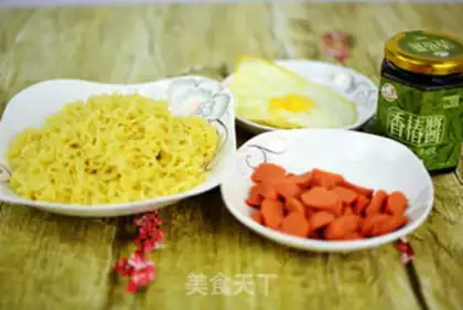 Make Cracker eggs for noodles step 4