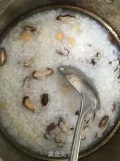 Make Dry bean mushroom congee step 3