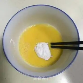 Make Hong Kong egg dumplings step 1