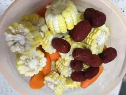 Make Carrot corn chop soup step 1