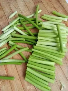 Make Garlic fried meat step 2