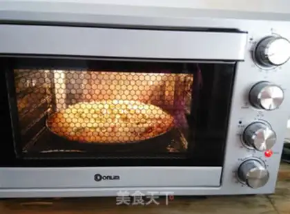 Make Gold-dry prawn pizza step 15