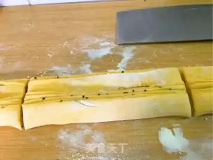 Make Pumpkin bouquets step 11