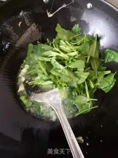 Make Egg and green noodles step 4
