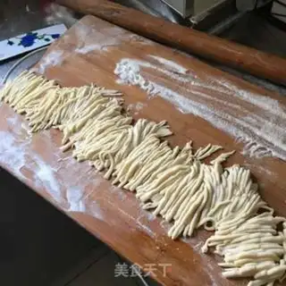 Make Tomato egg noodles step 2