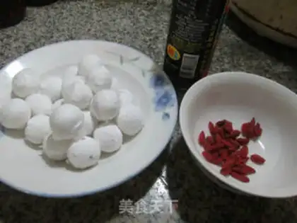 Make Coconut juice step 0