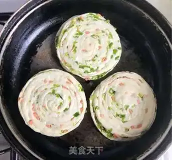 Make Onions of ham hair cakes step 8