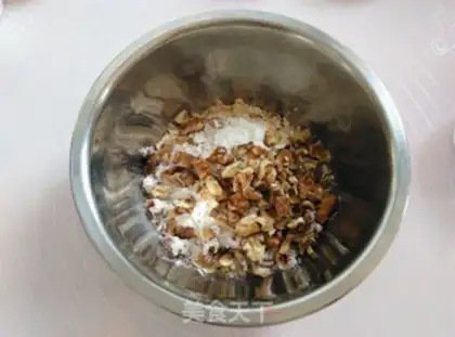 Make Granola fruit cereal step 2