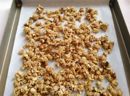 Make Granola fruit cereal step 5