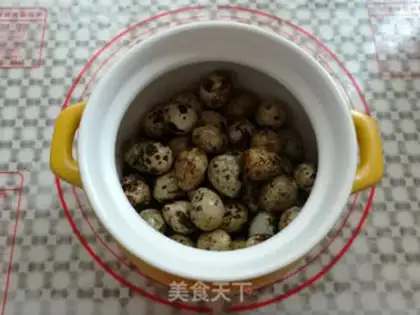 Make Clean quail eggs step 3