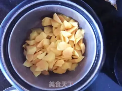 Make Potato Cape step 2