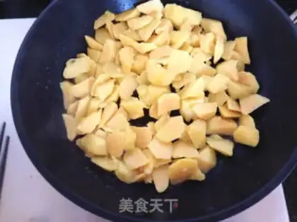 Make Potato Cape step 4
