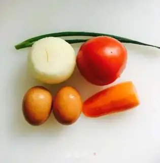 Make Tomato egg fried rice step 1