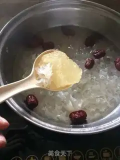 Make "Silver of papaya dates." step 3