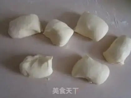 Make Little dove buns step 1