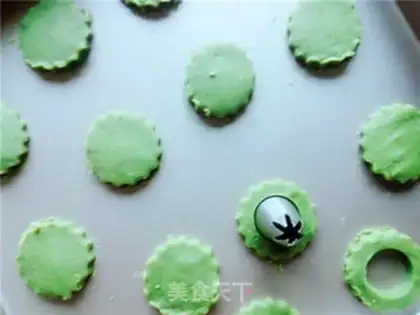 Make Christmas bouquet cookies step 8