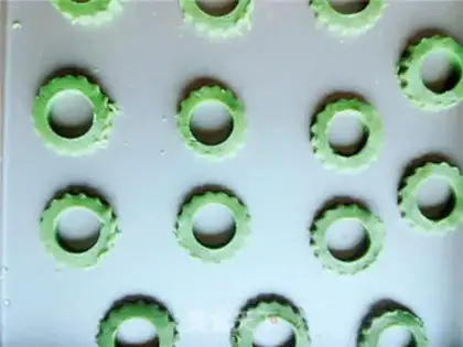 Make Christmas bouquet cookies step 9