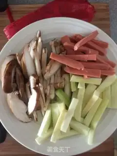 Make Scrambled mushrooms step 1