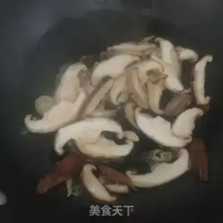 Make Scrambled mushrooms step 4